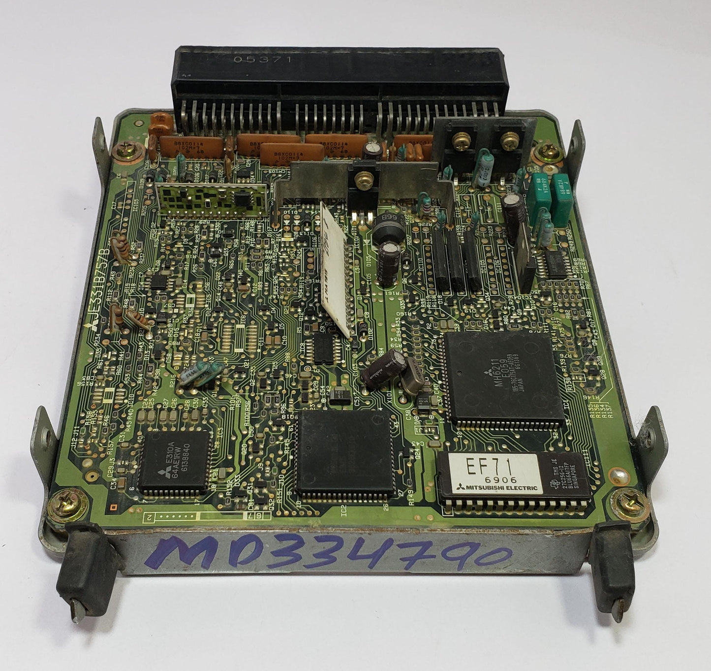 83-92 MITSUBISHI CHARIOT MD334790 E2T65482 Ecu Ecm