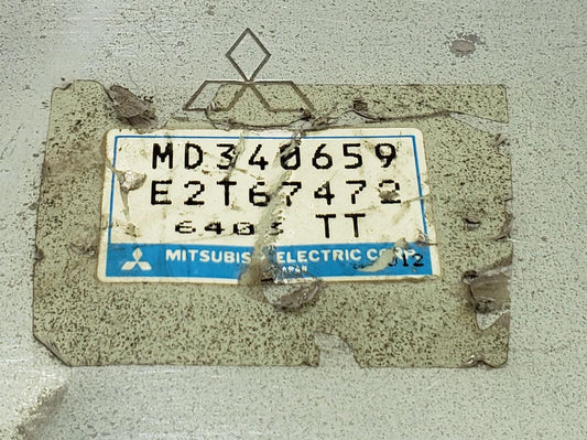 Engine control unit MD340659 E2T67472 ECU ECM