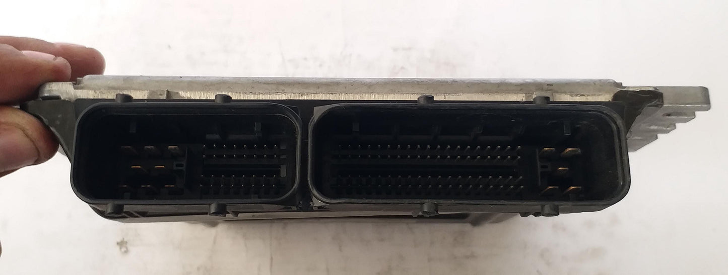 Engine Control Unit Nissan MEC35-930D15125 ECU JDM used