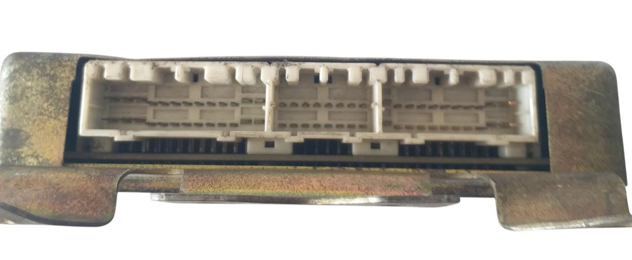 1994-1995 Mitsubishi Galant ECM MD307472 E2T38983