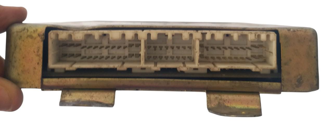 Mitsubishi RVR Engine Control Unit ECU ECM MD311121 E2T37875