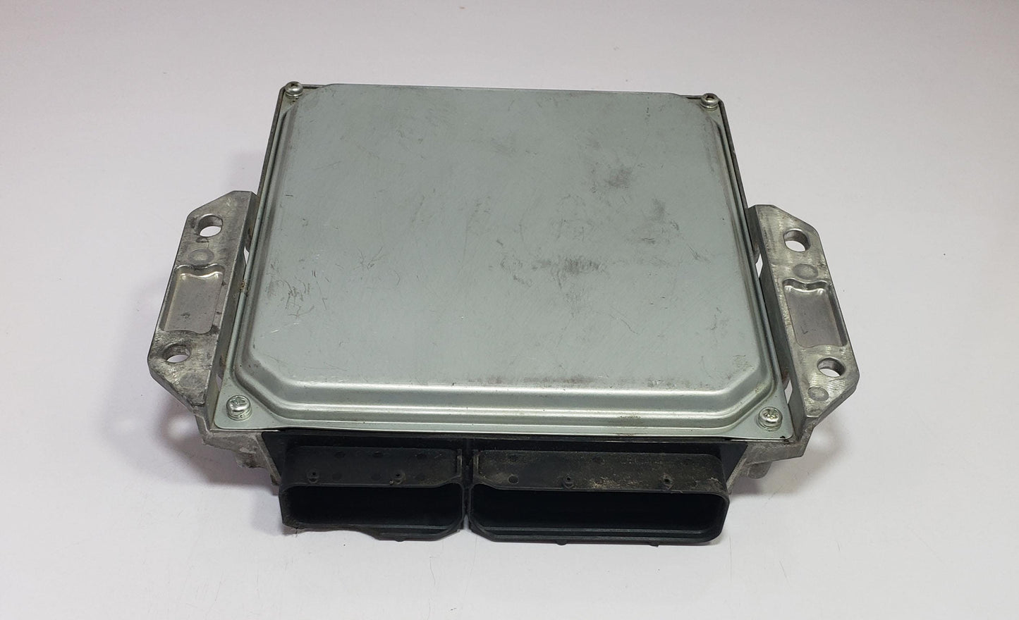 JDM Mitsubishi L200 ECU ECM 1860B346 Engine Computer Module