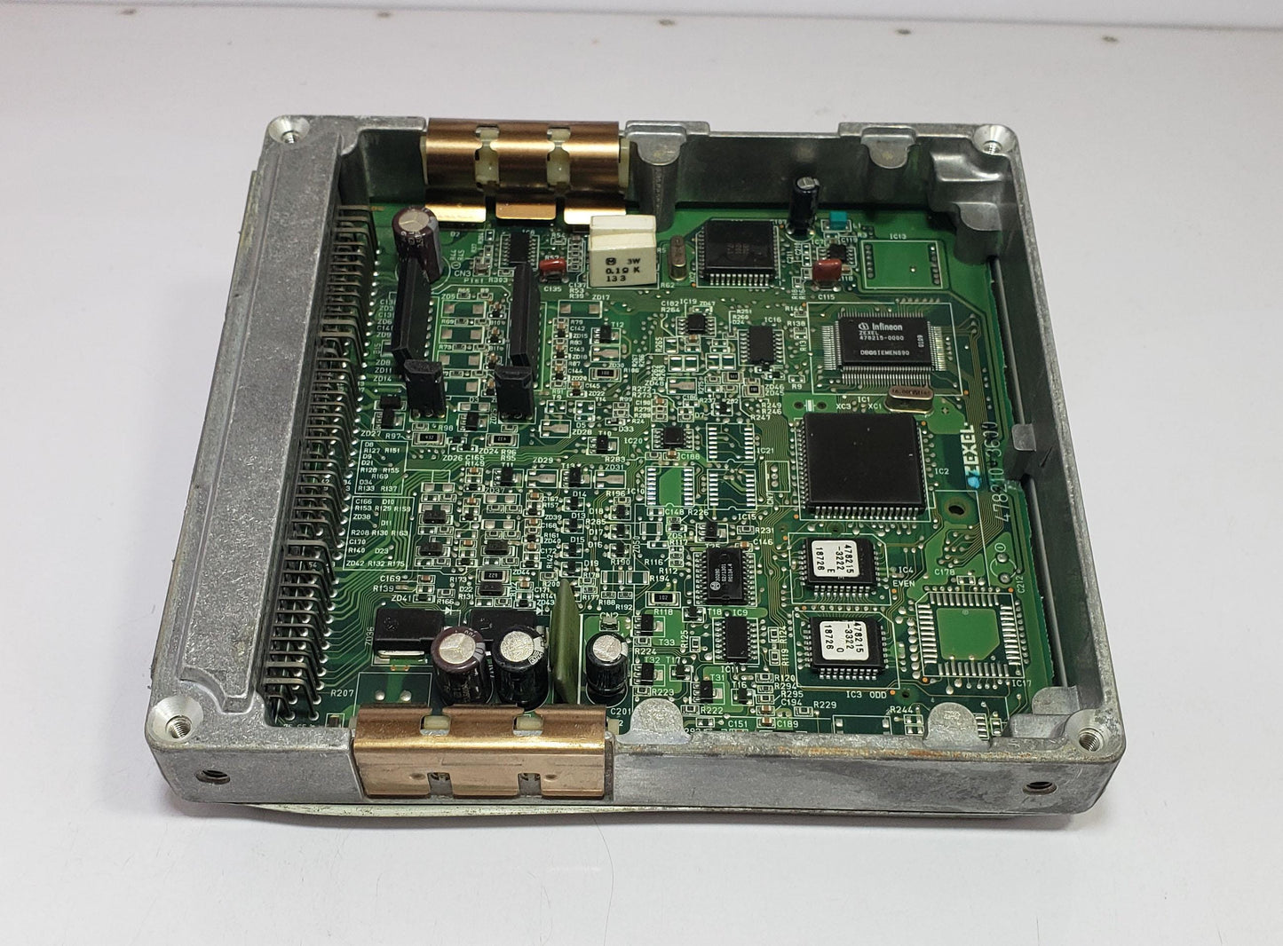 Hino Ranger 2001 KK-GD1JED Engine Control Unit ECU 89560-3903B 407915-0302
