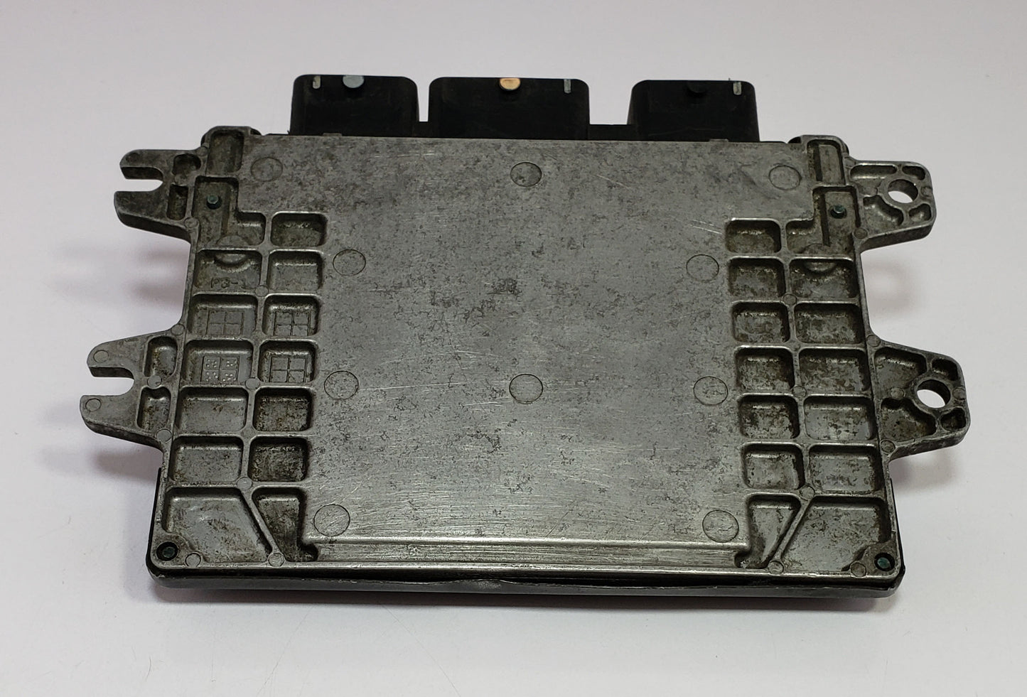JDM Nissan C25 Serena MR20DE 2.0L A/T ECU ECM A56-Z90 Y56 | Suzuki Landy A56-Z90 Y6S6916