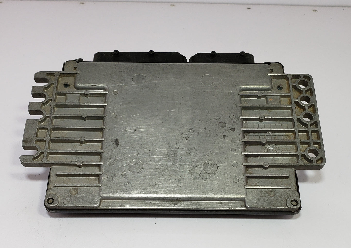 Nissan Engine Control Unit ECU ECM A56-T19 Y143602 Engine Control Module