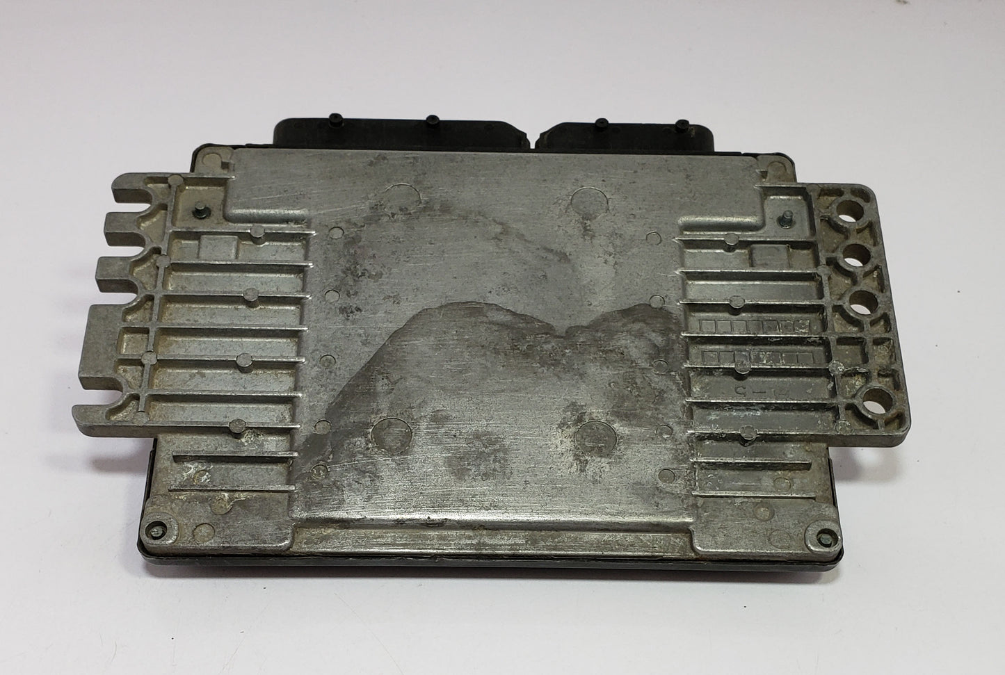 Used Engine Control Unit (ECU) for Nissan AD (Y11) 1999-2004 QR20DE - A56-U10 A2Y08 ECM JDM
