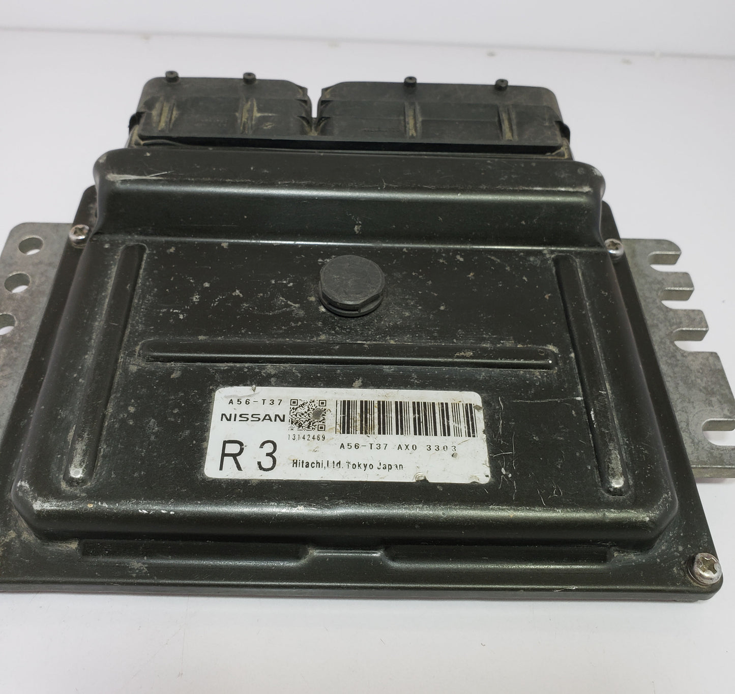 Nissan Wingroad UA-WFY11 ECU ECM Engine Control Unit A56-T37AX03303