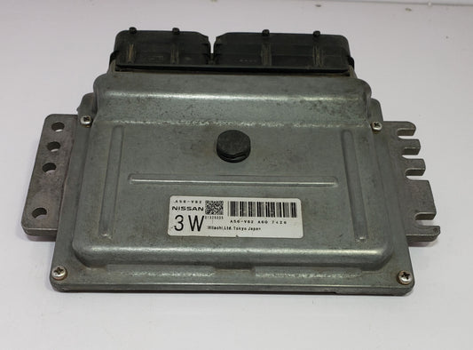 Nissan Wingroad AD WHNY11 ECU ECM Engine Control Unit A56-V62 A6Q7426 Hitachi (1999–2005)