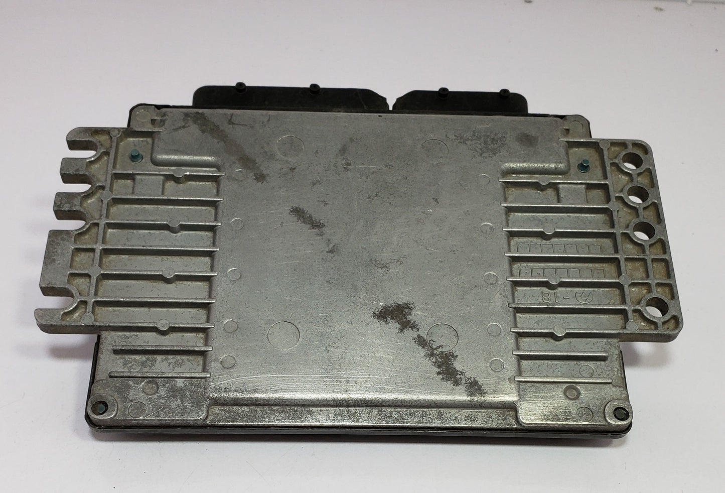 Nissan Ad Van VFY11 ECU ECM Engine Control Unit A56-V61 A6N6311