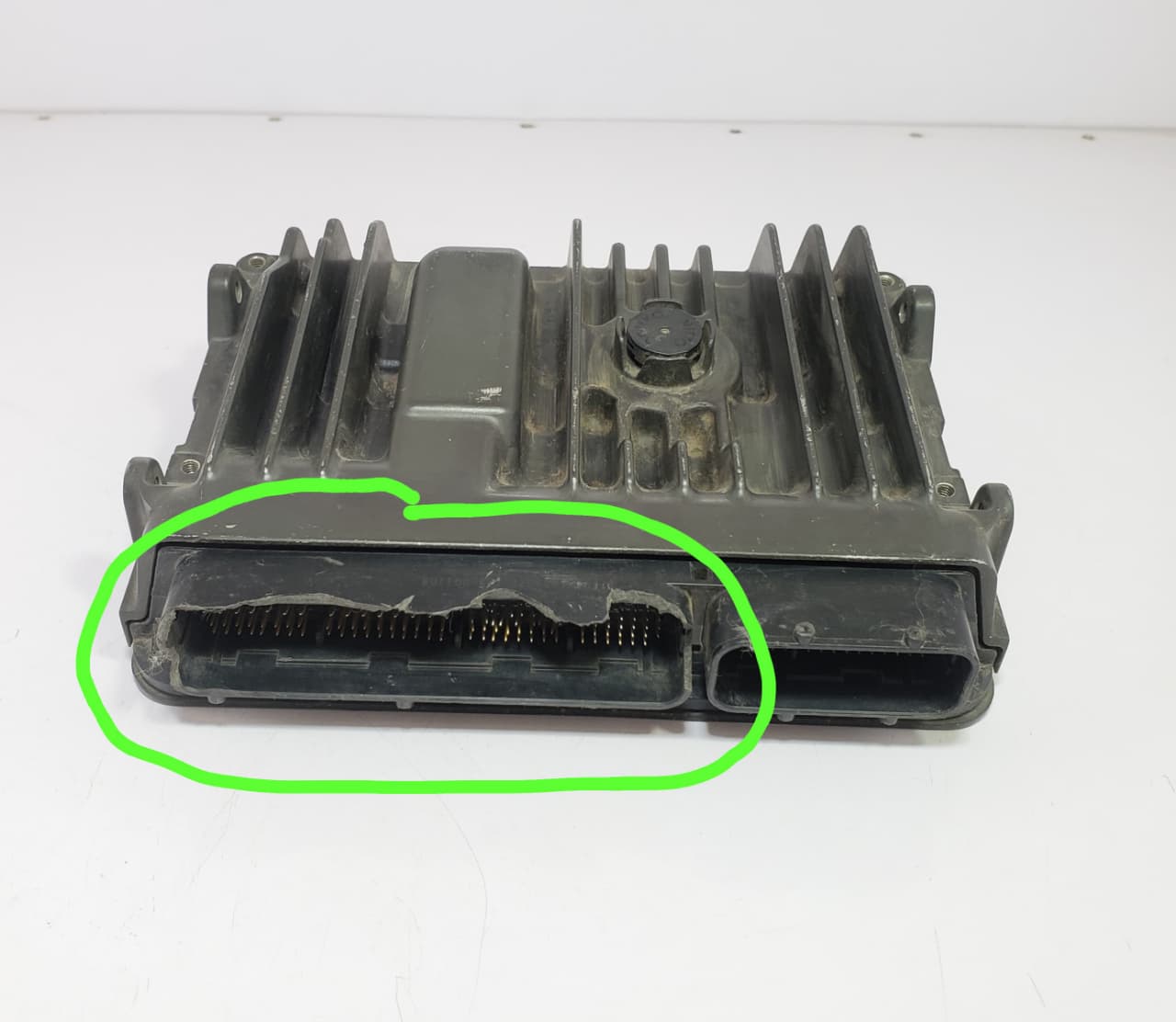 Toyota engine control unit 89661-25600 ecu ecm