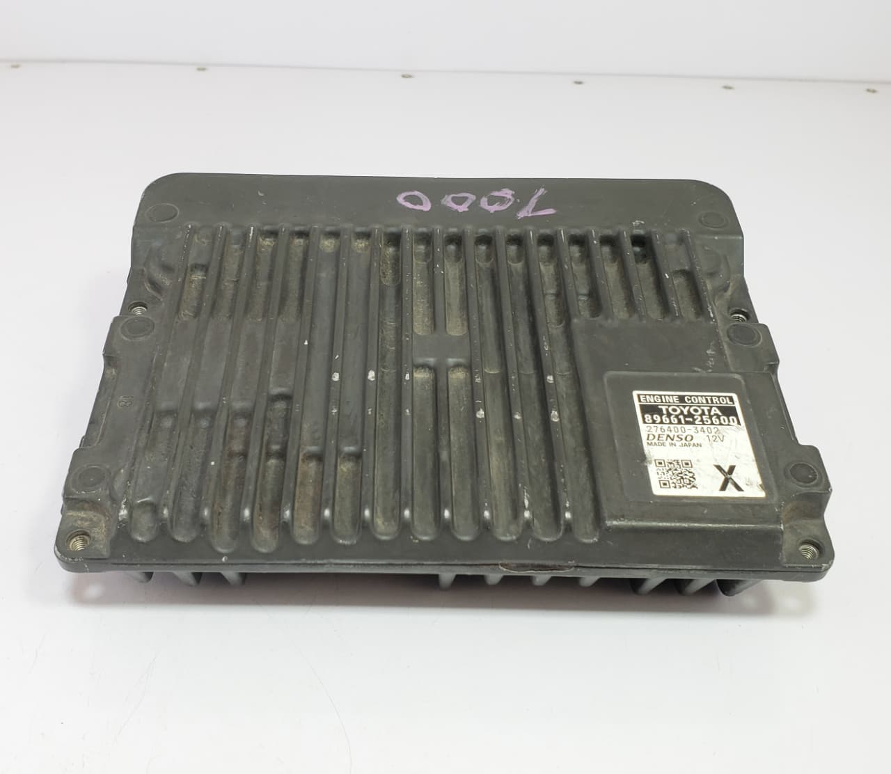 Toyota engine control unit 89661-25600 ecu ecm