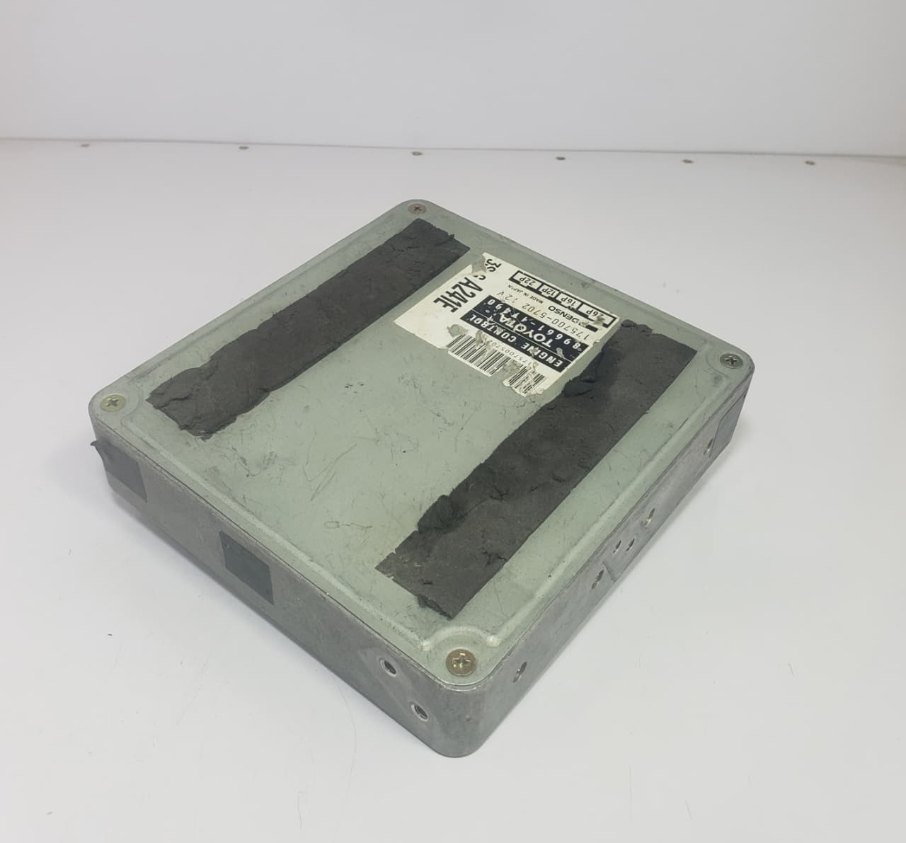toyota engine control unit 89661-17490 ecu ecm