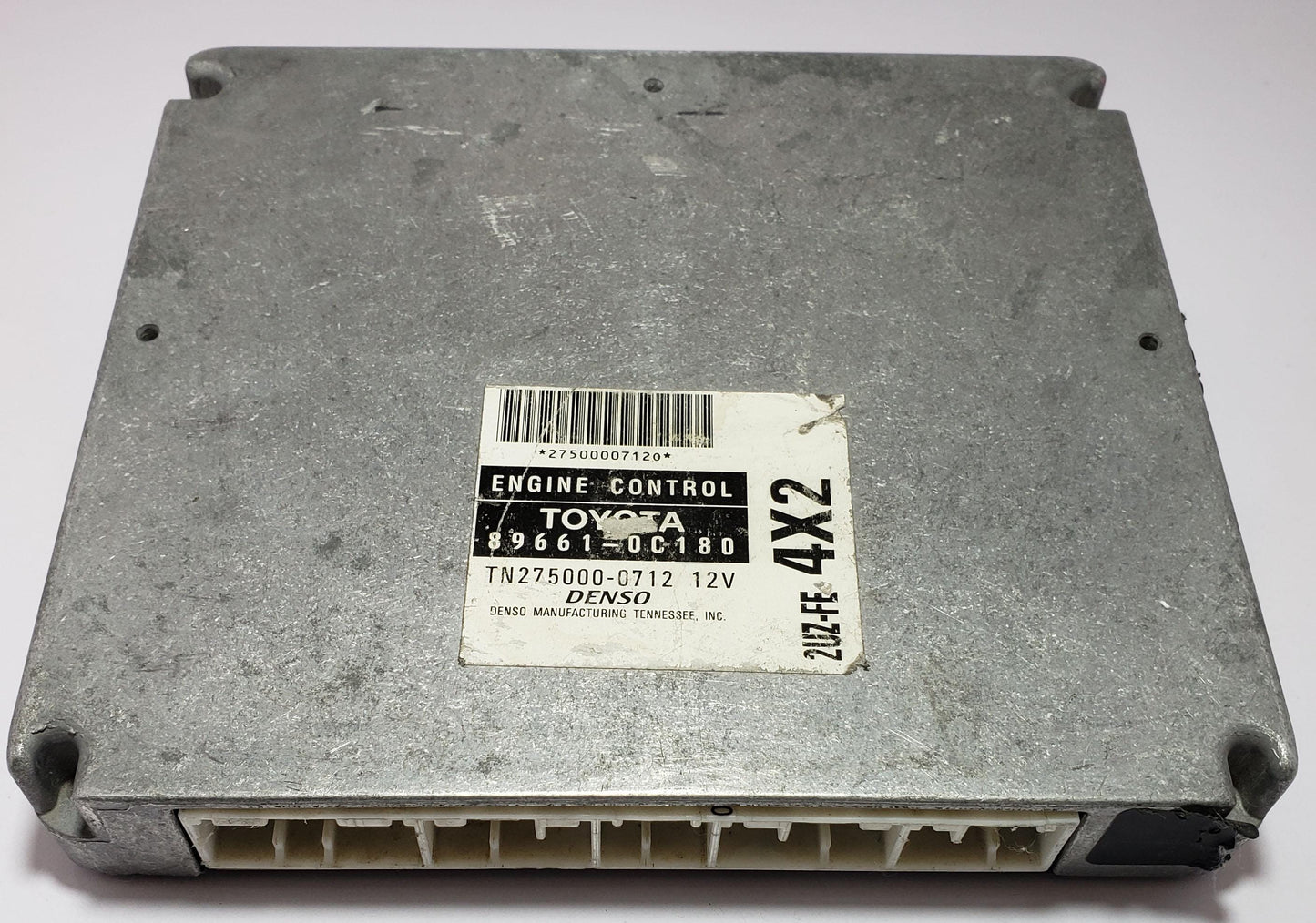 2001 Toyota Hiace ECU ECM 89661-0C180 OEM