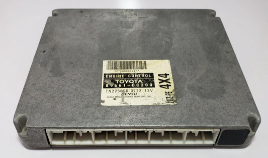 Toyota Sequoia 4.7L ECU ECM Engine Control Module 89661-0C200 75000-0722 OEM