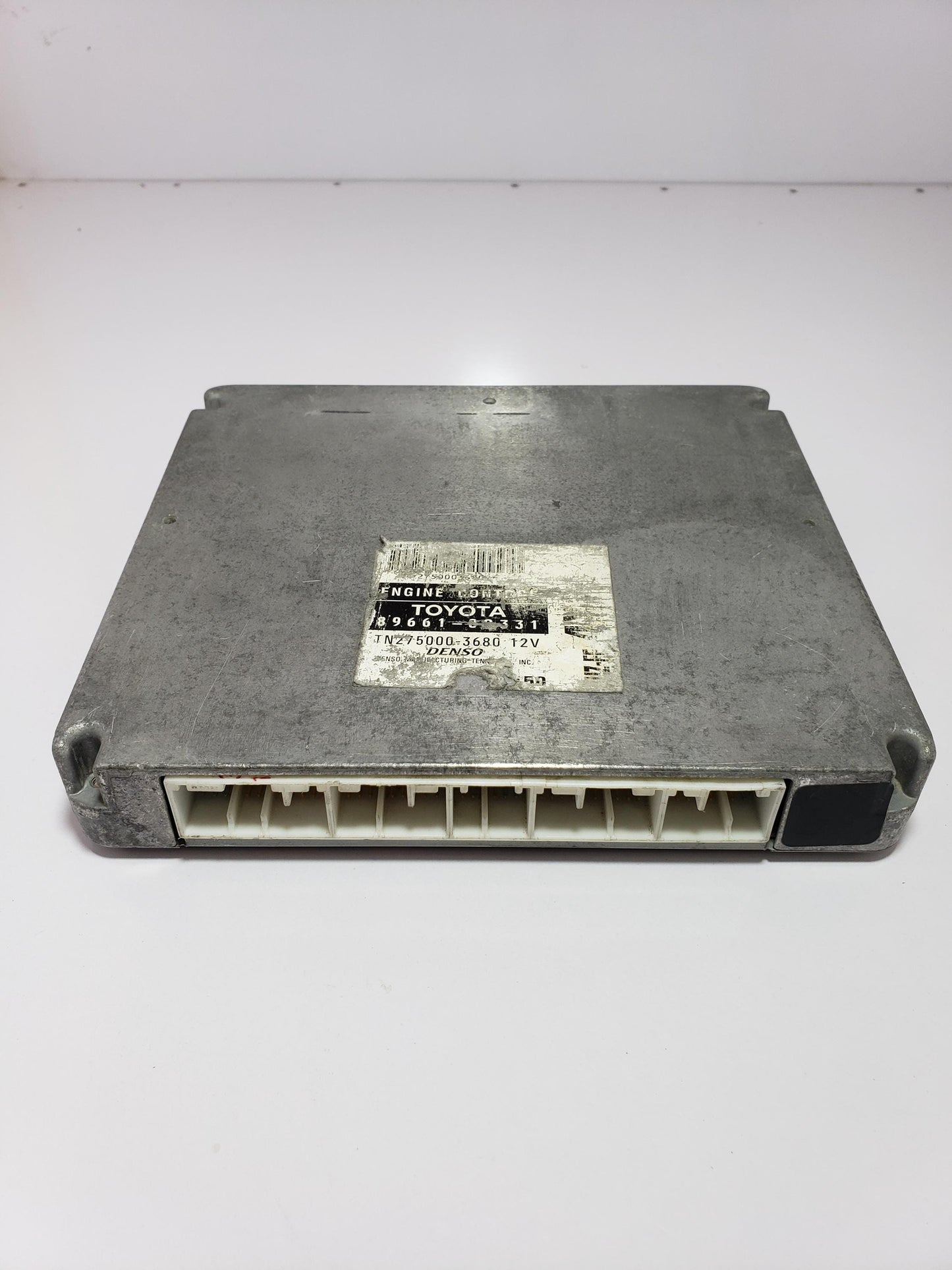 Toyota ECU 89661-0C331 Tundra 2001-2002 275000-3680 ecu ecm