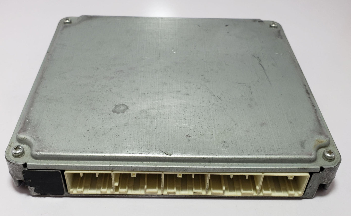 Engine Control Module 2WD Fits 05-06 TOYOTA TUNDRA 89661-0C720 896610C720 ecu ec