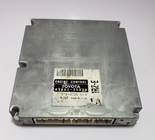 Toyota ECU ECM Engine Control Unit 89661-25020 | 175300-4231