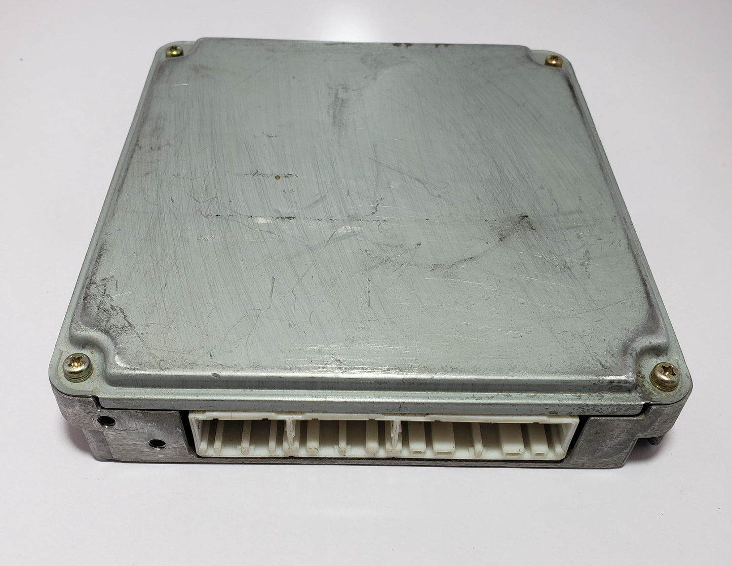 Toyota ECU ECM Engine Control Unit 89661-25020 | 175300-4231