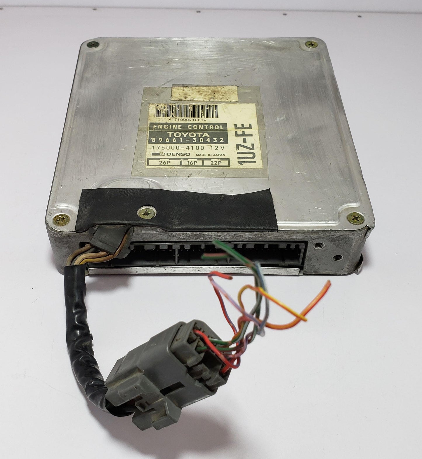 Toyota 1UZ-FE ECU Engine Control Unit 89661-30432 | Denso 175000-4100
