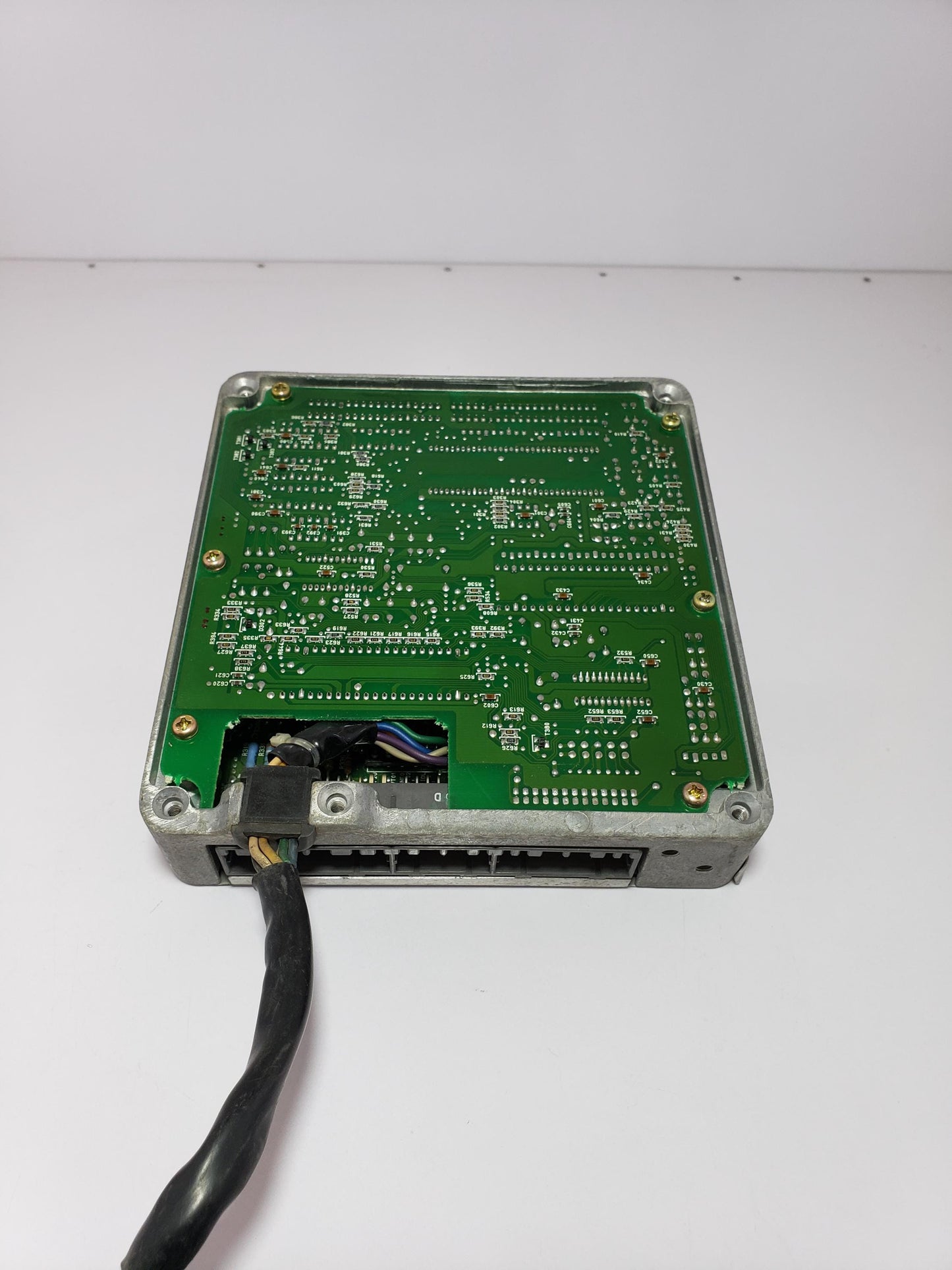 Toyota Engine Control Unit ECU ECM 89661-30480 | Denso 175700-2762