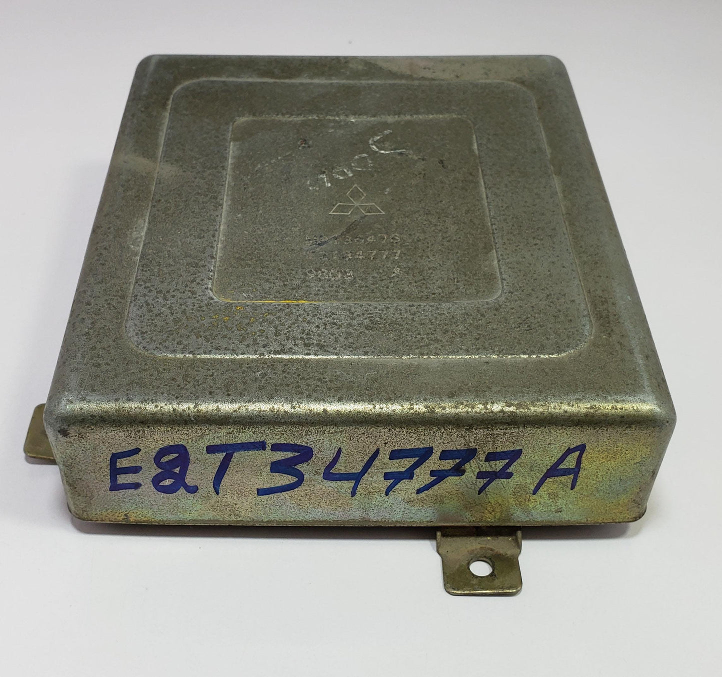Mitsubishi Engine Control Unit (ECU) E2T34777A - OEM ECM Modules