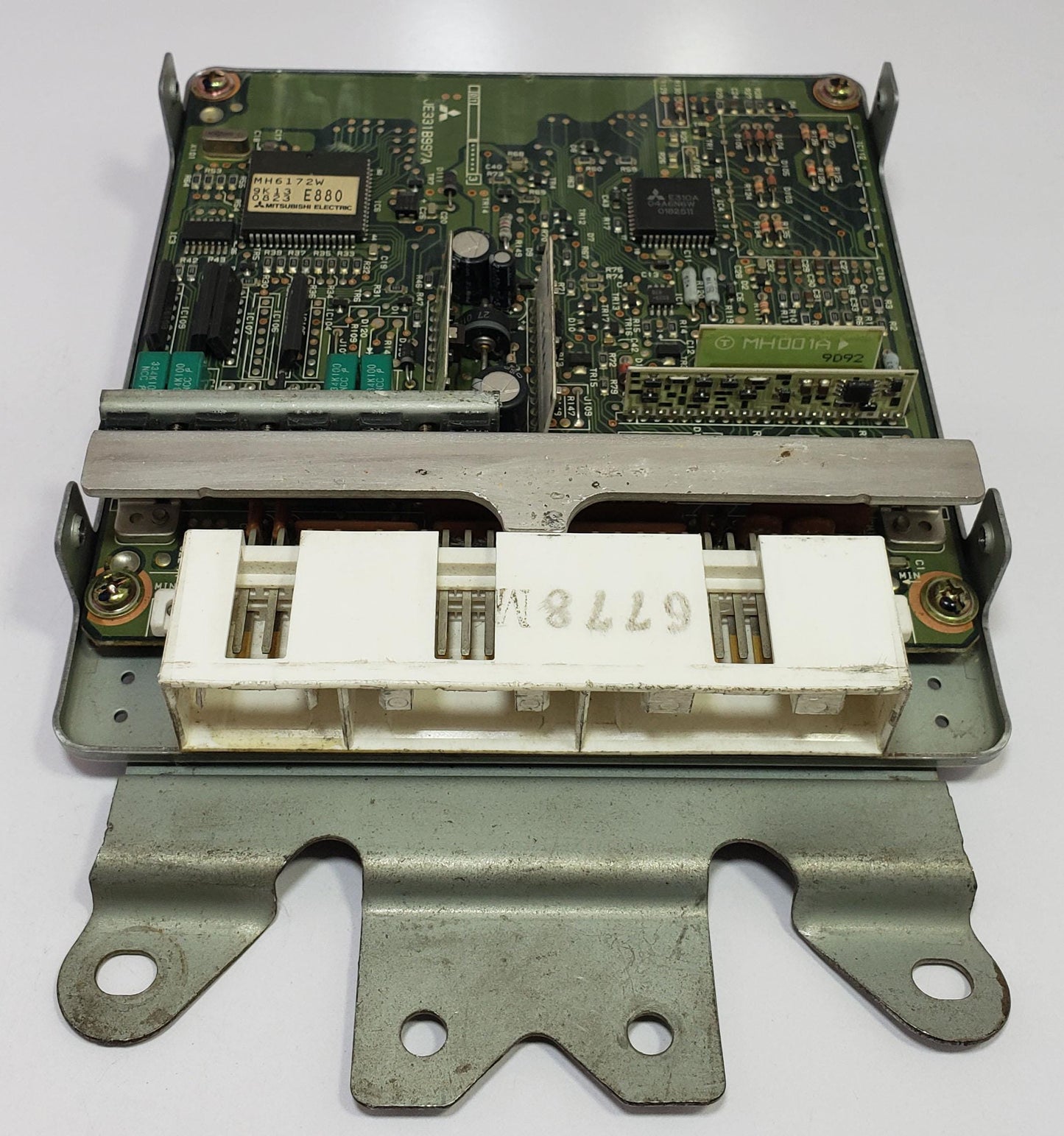 Mitsubishi Engine Control Unit MD168739 E2T35778 ECU ECM OEM Modules