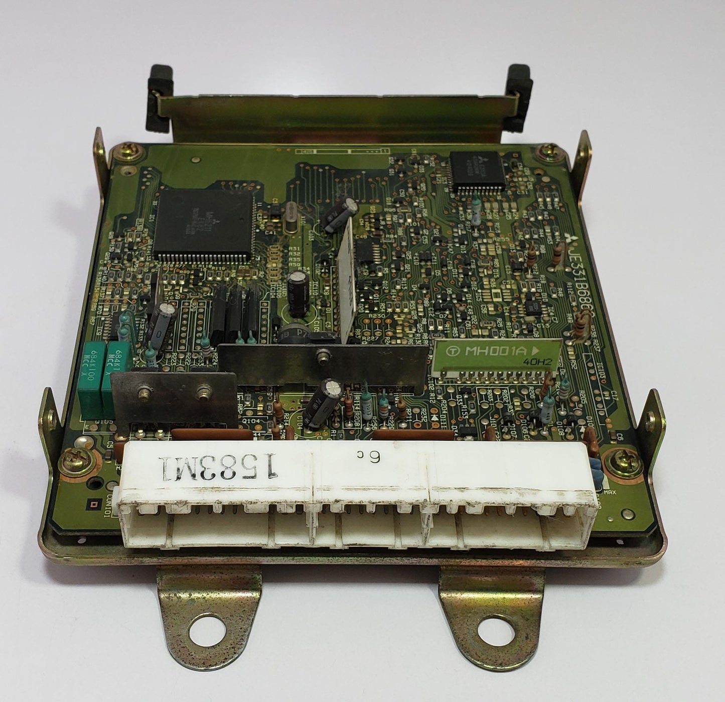 Engine control unit Mitsubishi RVR 4G93 MD316757 E2T61583 ECU ECM