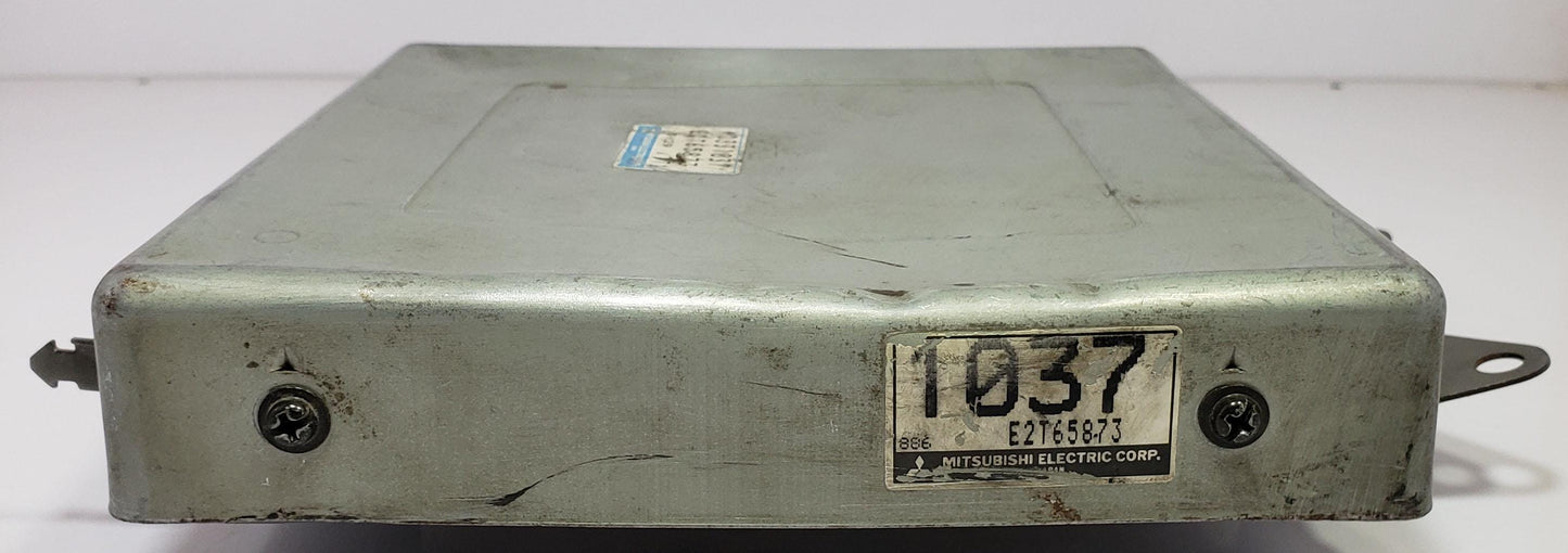 Mitsubishi Control Module MD331037 E3T65873 ECU ECM