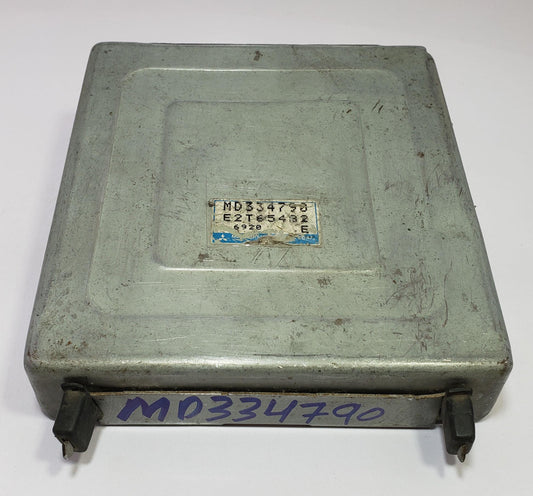 83-92 MITSUBISHI CHARIOT MD334790 E2T65482 Ecu Ecm