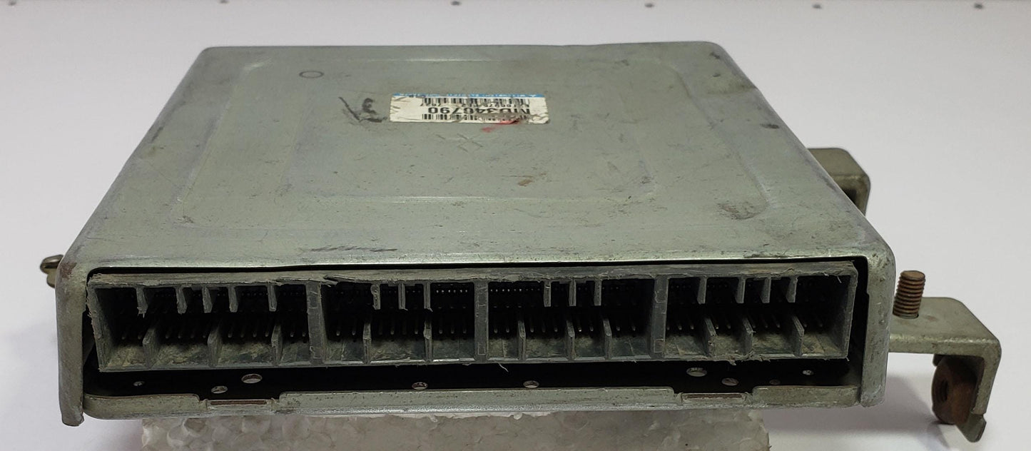 ECU ECM Engine Control Unit for Mitsubishi Legnum EC4W | MD340790