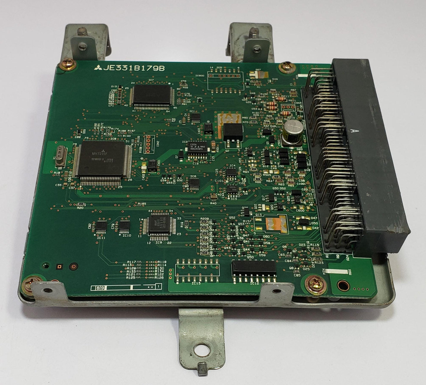 Engine control unit Mitsubishi MD363402 ECU ECM