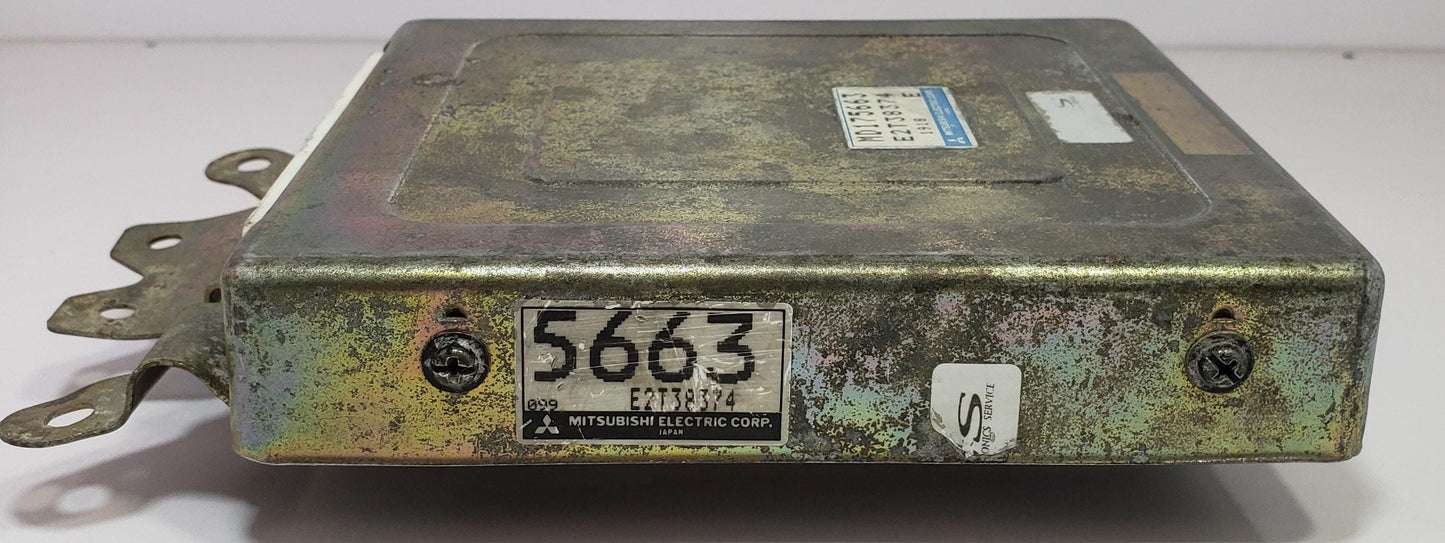 Engine control unit Mitsubishi MD175663 E2T38374 ecu ecm