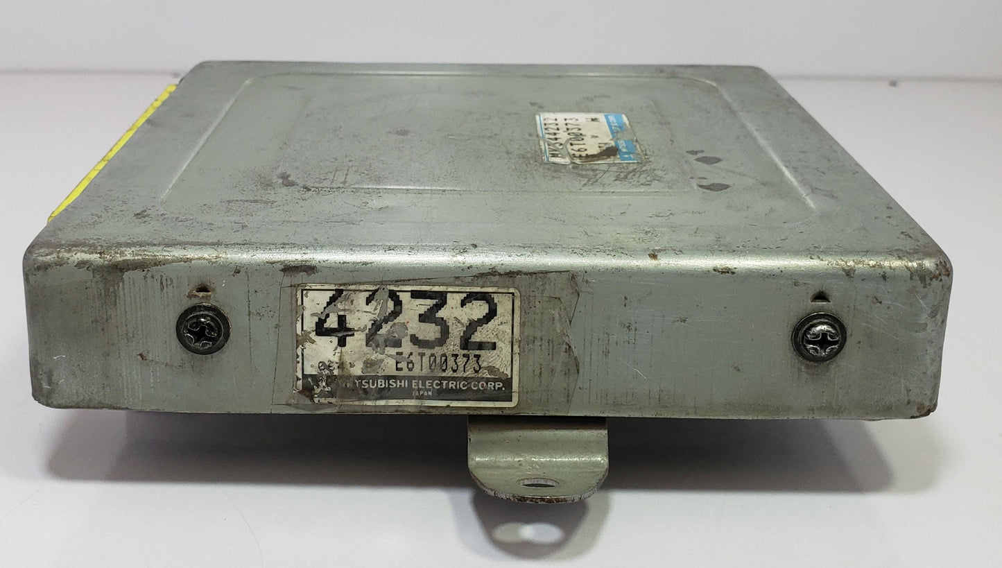Engine Computer DVS Mitsubishi Delica PE8W 4M40 – MK344232 E6T00373 ECU