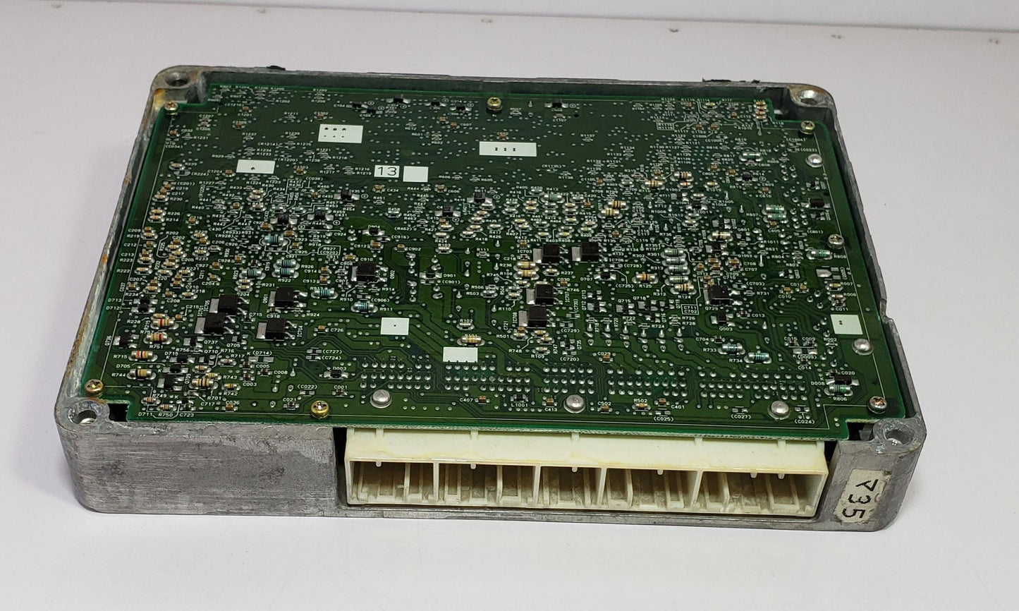 Engine Control Unit for Toyota Mark II 2000 OEM ECU 896612A120