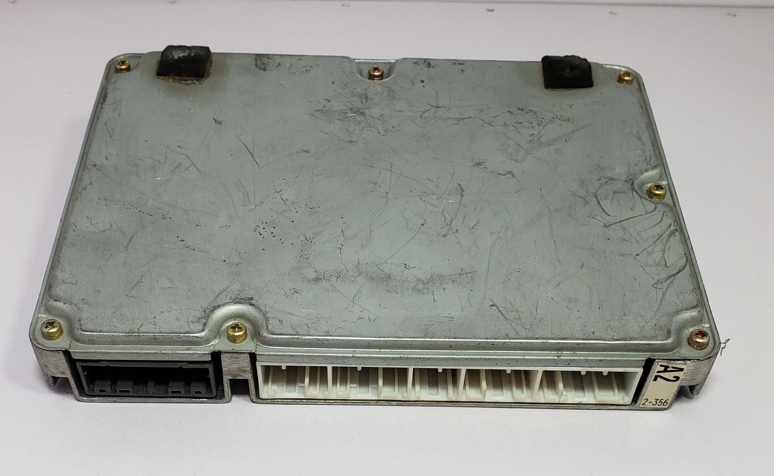 Engine Control Unit for Toyota 2JZ-GE Non-Turbo VVT-i 3.0L Ecu Ecm