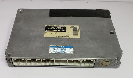 Engine Control Unit Toyota Noah DBA-AZR60G 89661-28B20 | ECU ECM