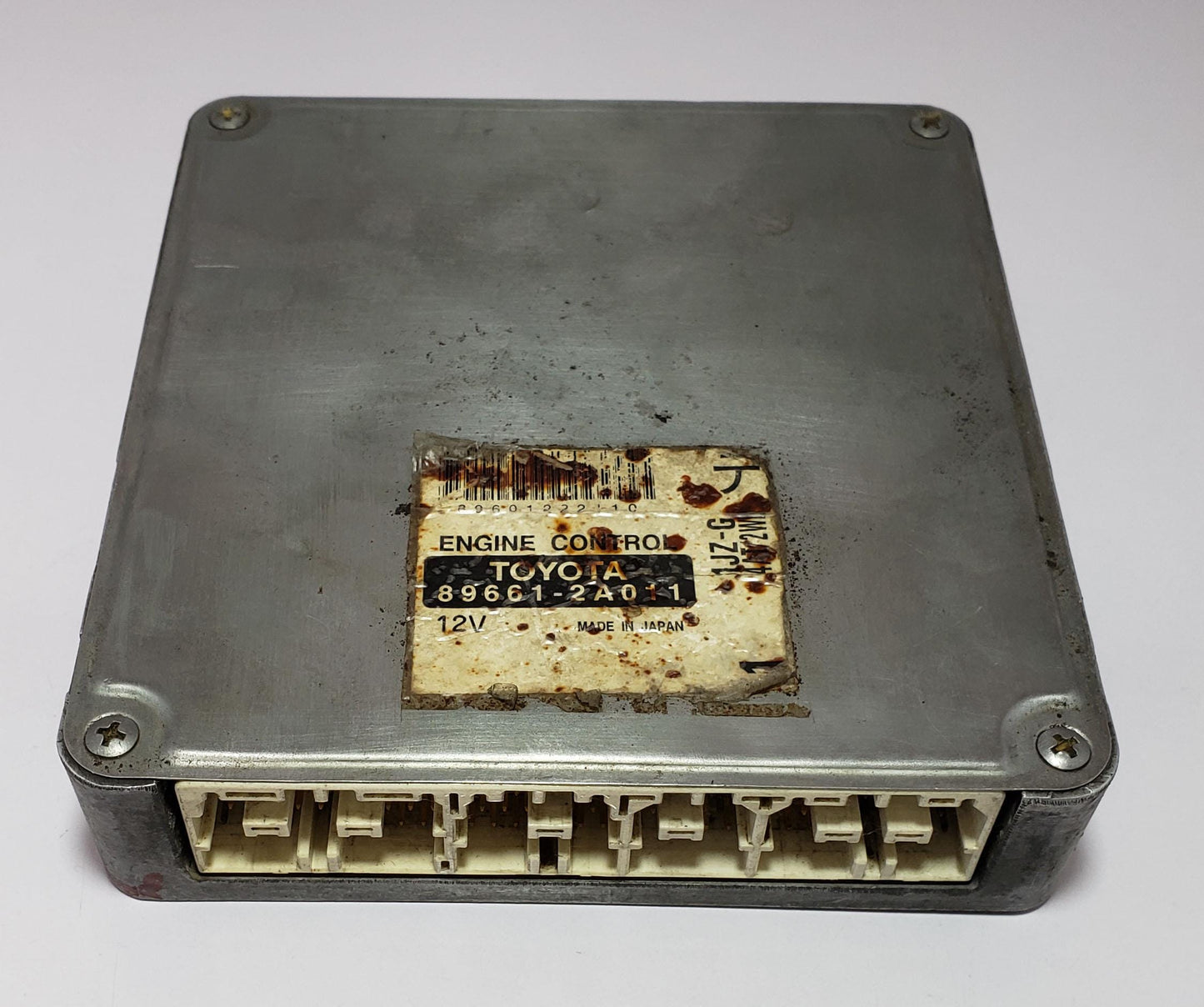 Toyota 1JZ-GE 4AT/2WD ECU ECM 89661-2A011 Engine Control Unit