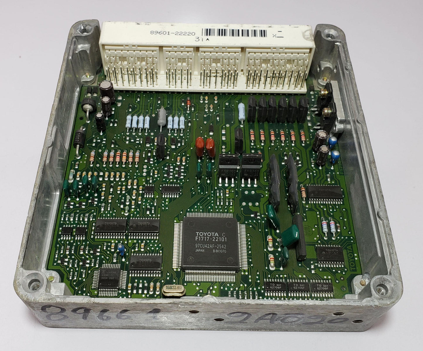 1997 Toyota Chaser JZX105 ECU Engine Computer 89661-2A020 1JZ-GE AT 4WD