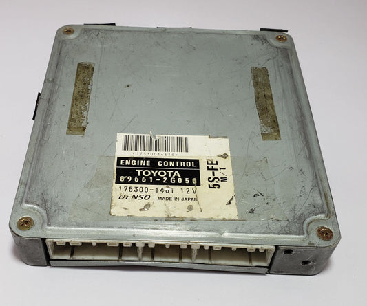 Toyota engine control unit ST204 Manual 1996 ECU ECM 89661-2G050 175300-1461