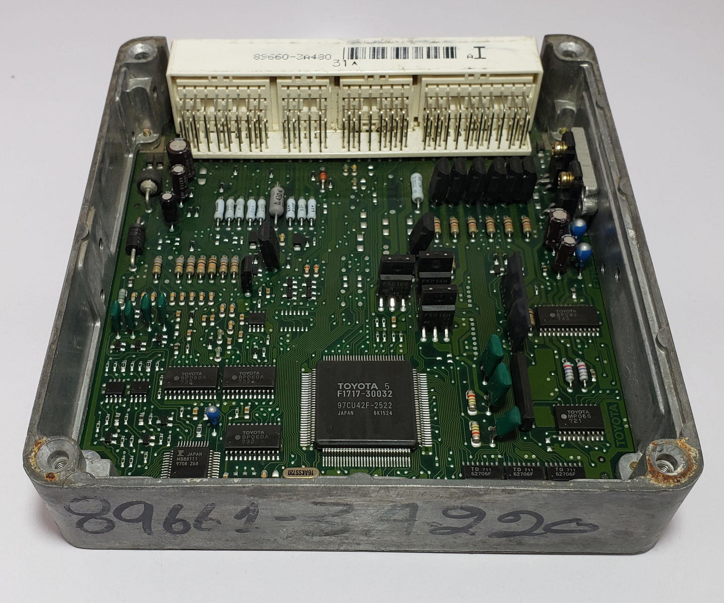 Toyota engine controll unit 89661-3A220, 896613A220 1JZ-G 4WD ECU ECM