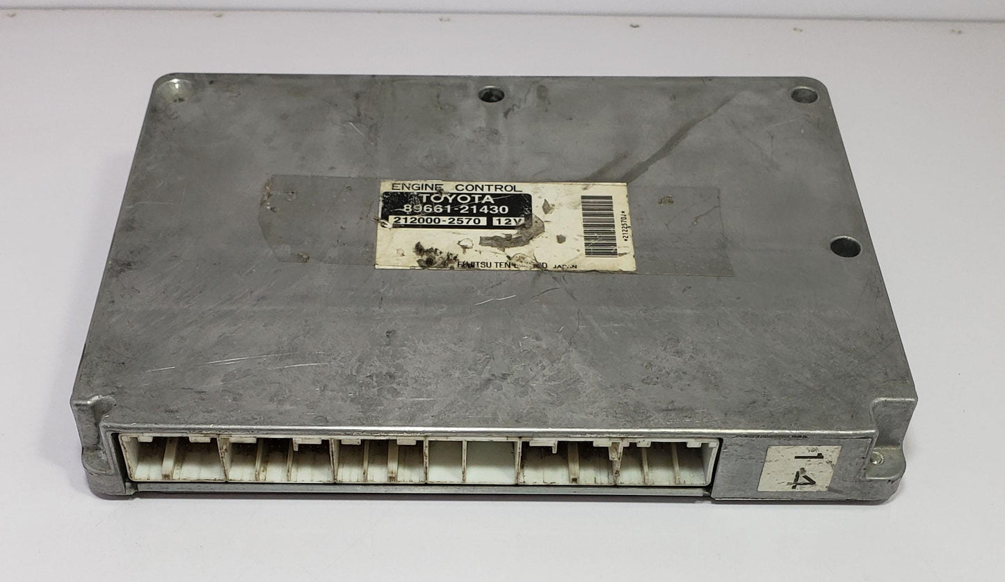 Engine Control Unit TOYOTA Caldina 2005 CBA-AZT241W 89661-21430 212000-2570 ECU
