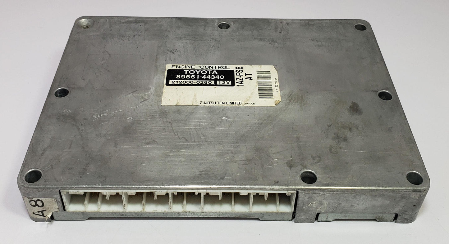 Toyota Gaia 2004 Engine control unit ECU 89661-44340 ECM TA-ACM15G