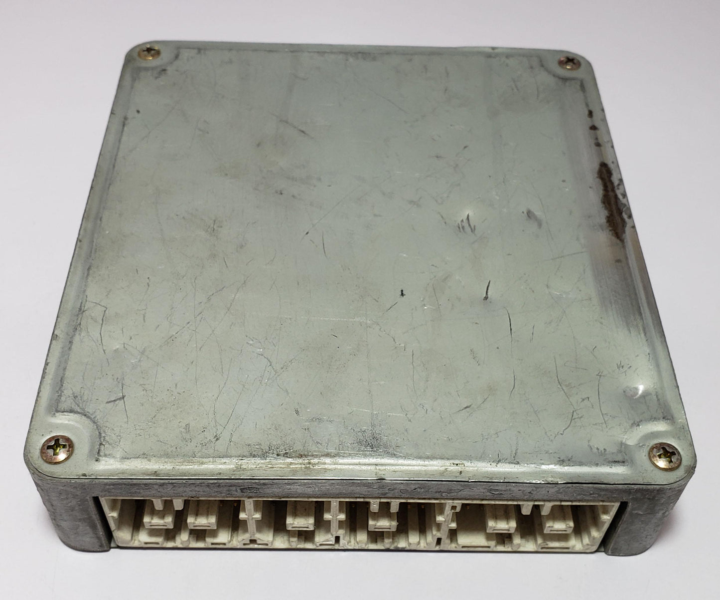 Engine Control Unit (ECU/ECM) for Toyota Crown 1999 GF-JZS151 – Part No. 89661-3A271 / 89660-3A591