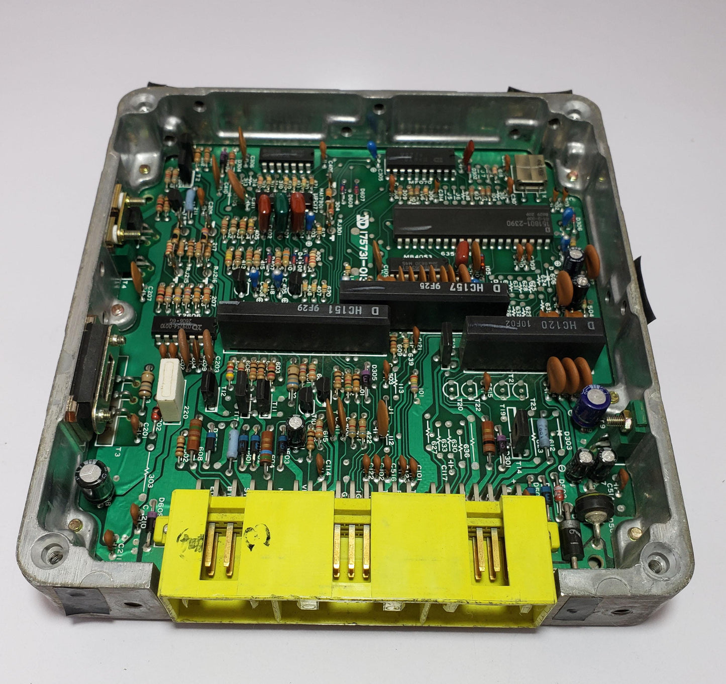 Toyota Engine Control Unit ECU 89661-12080 | Denso 175700-0560