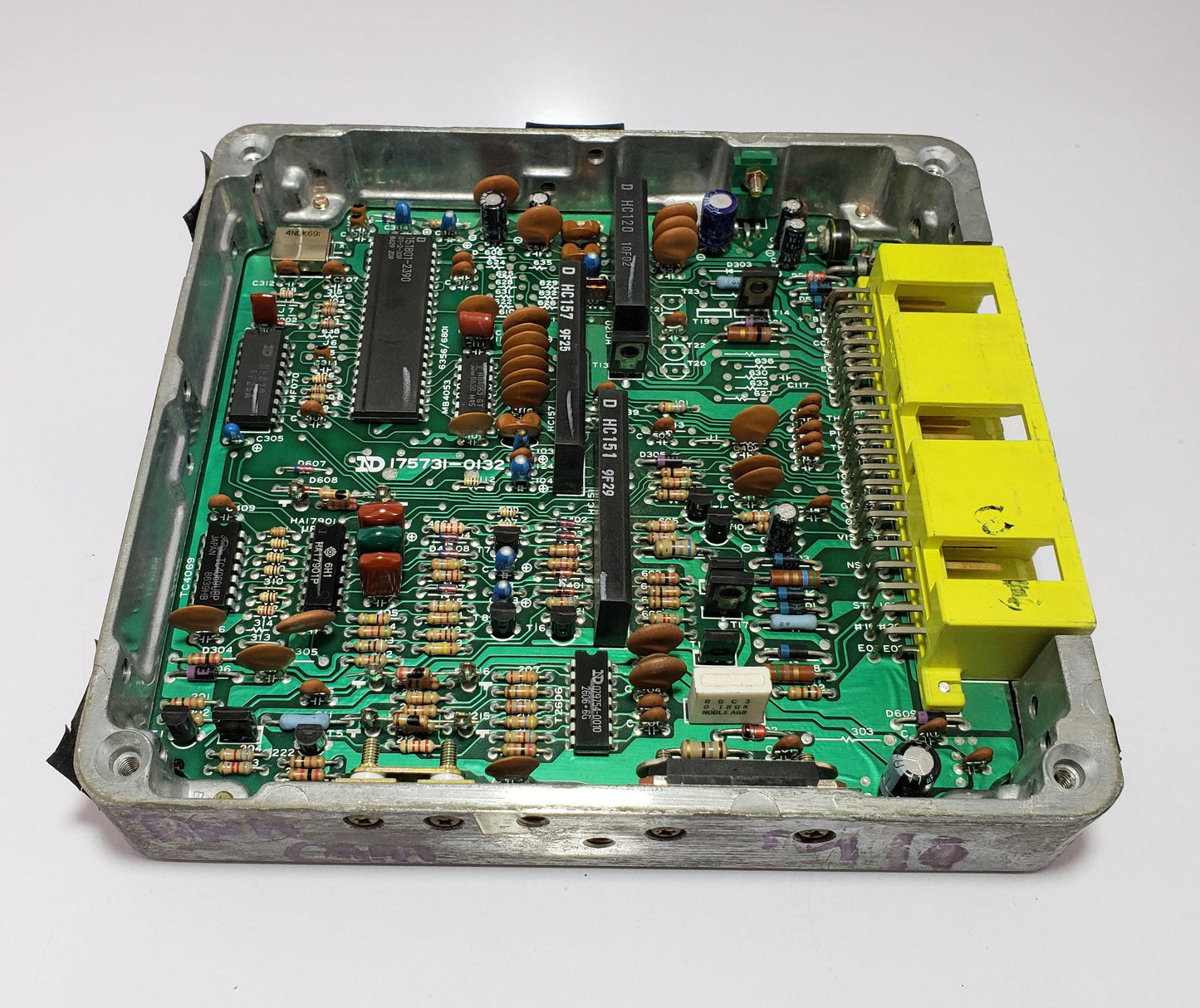 Toyota Engine Control Unit ECU 89661-12080 | Denso 175700-0560