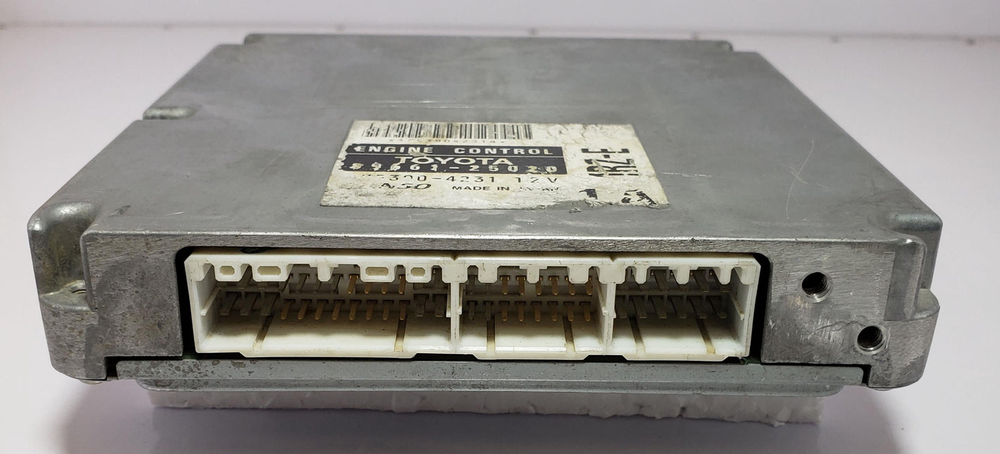Toyota ECU ECM Engine Control Unit 89661-25020 | 175300-4231