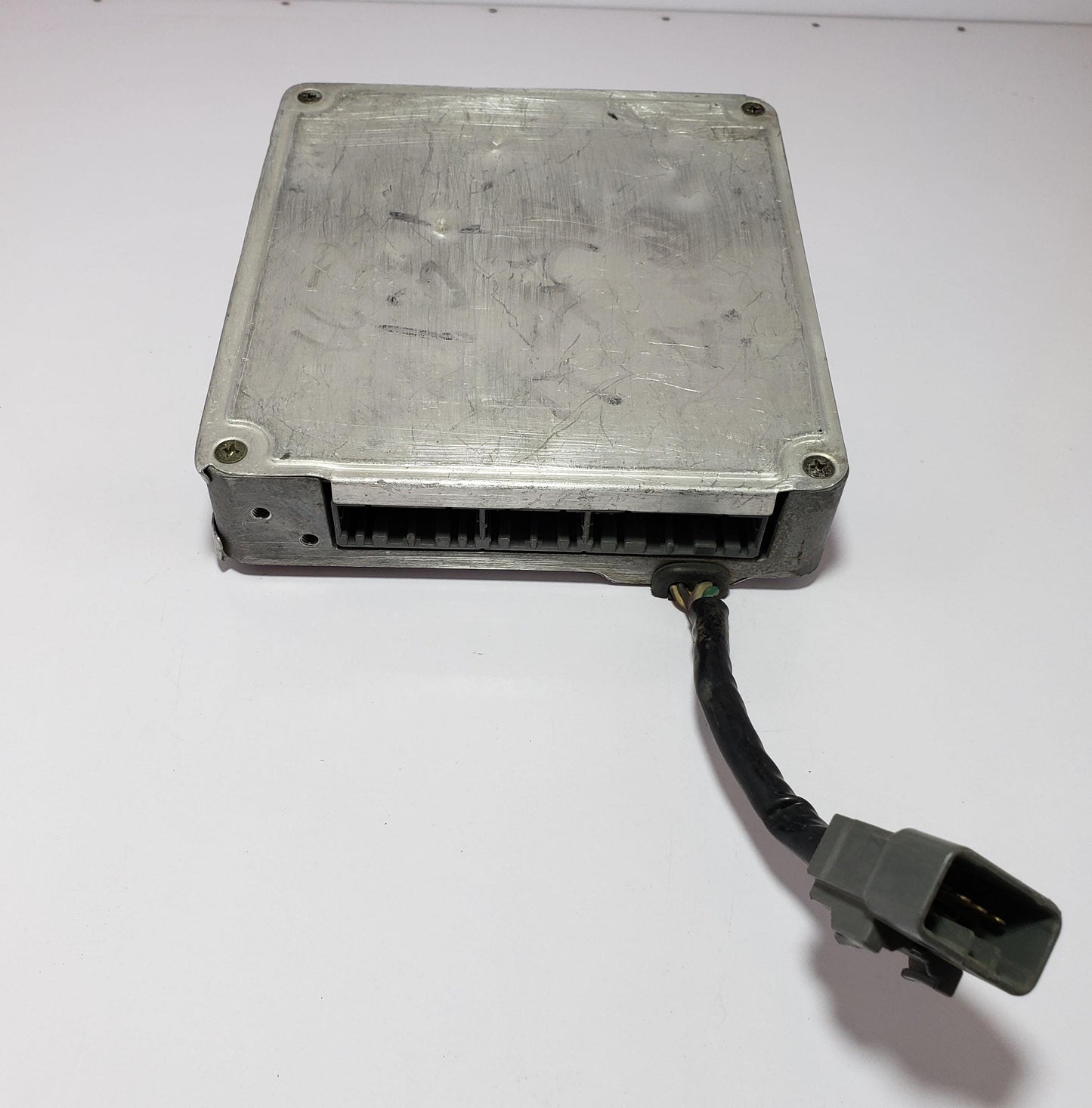 Engine Control Unit TOYOTA Crown 1989 E-UZS131 89661-30430, 175000-2403 ECU