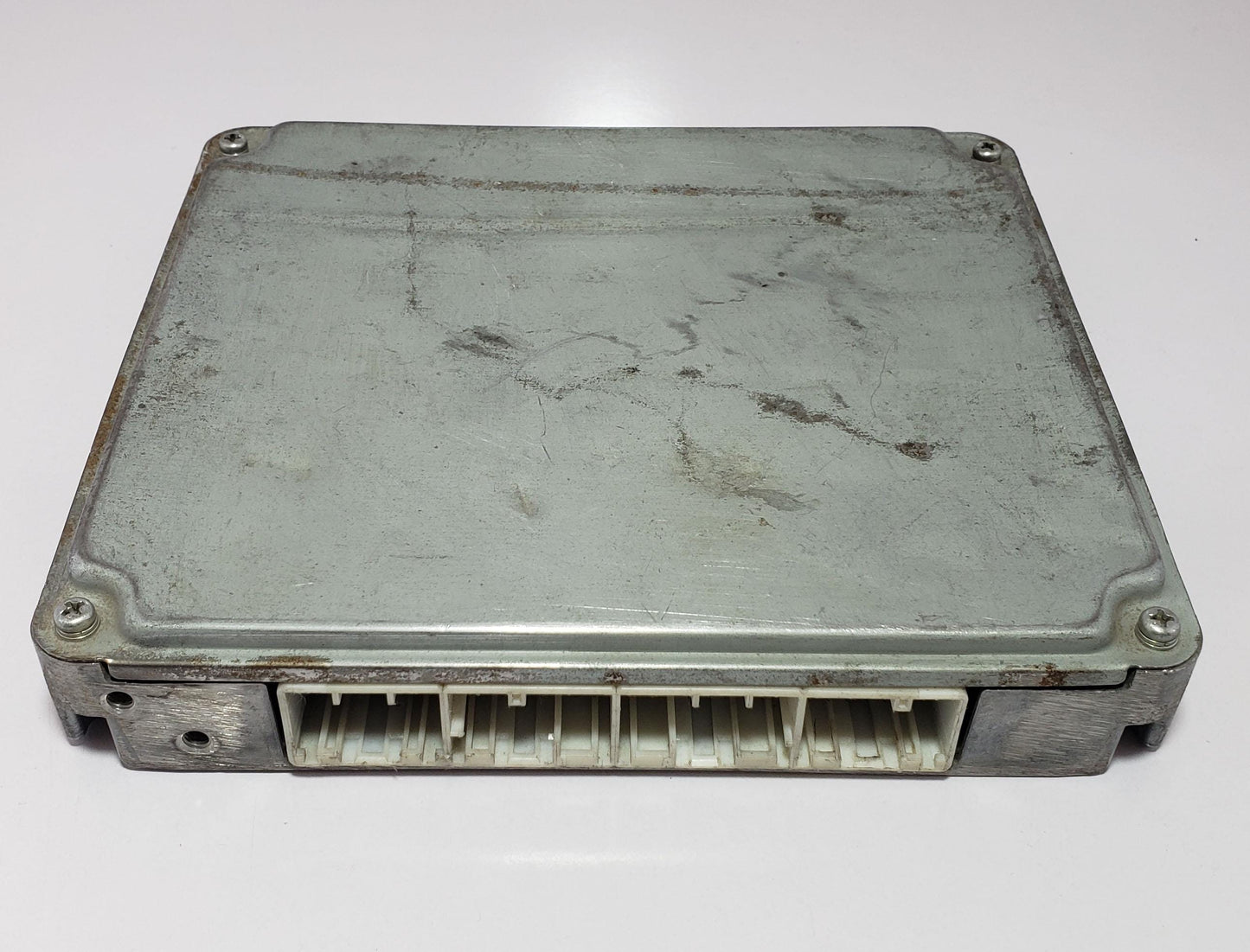 Denso Engine Control Unit for Toyota Dyna XZU304 N04C 9717580-848 ECU ECM