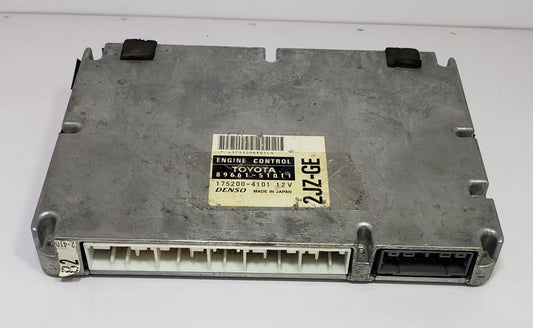 Toyota Engine ECU 89661-51010 175200-4101 2JZ-GE ECM Used