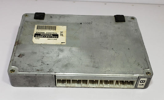 Toyota Progres JCG10 Engine Control Unit 89661-51022 ECU ECM